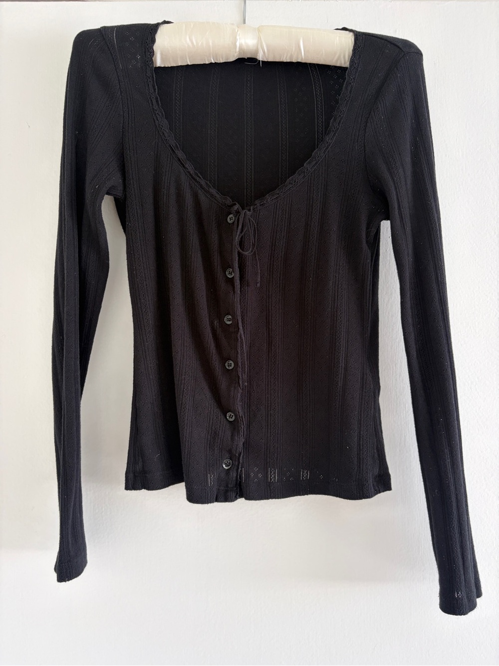 Doen Black Ribbed Long-Sleeve Button Down Top